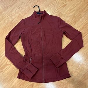 Lululemon Define Jacket - Size 4 - Burgundy